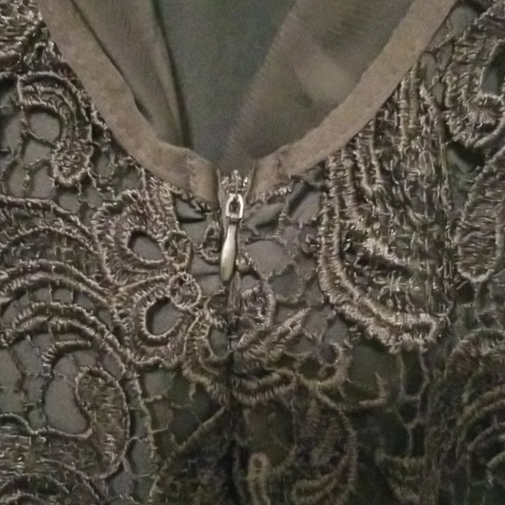 Dress - Picture 8 of 13
